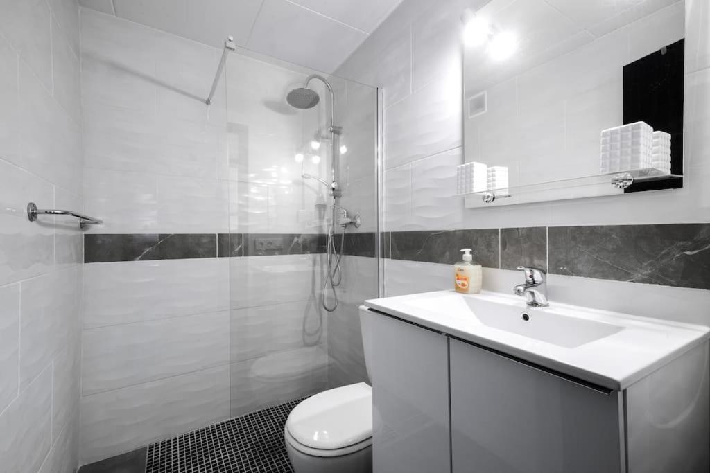 Bonito Apartamento Equipado, Cerca De La Playa إمبوريابرافا المظهر الخارجي الصورة